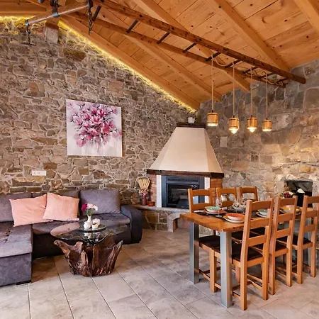 Holiday home Family Friendly House With A Parking Space Raspor, Central Istria - Sredisnja Istra - 21878 Buzet