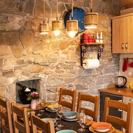 Holiday home Family Friendly House With A Parking Space Raspor, Central Istria - Sredisnja Istra - 21878