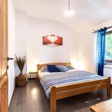 Family Friendly House With A Parking Space Raspor, Central Istria - Sredisnja Istra - 21878 Buzet